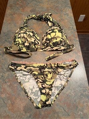 VENUS Green Camo Halter Bikini Set